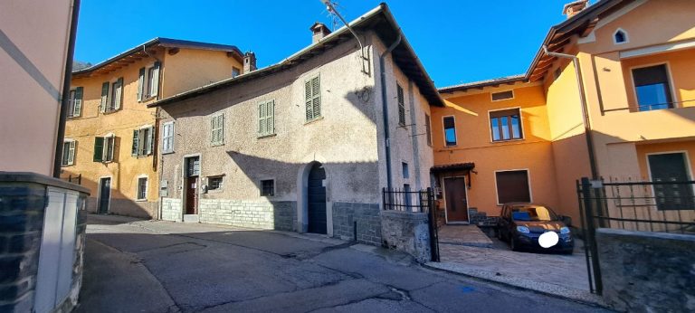 Ancient house to restore – Menaggio