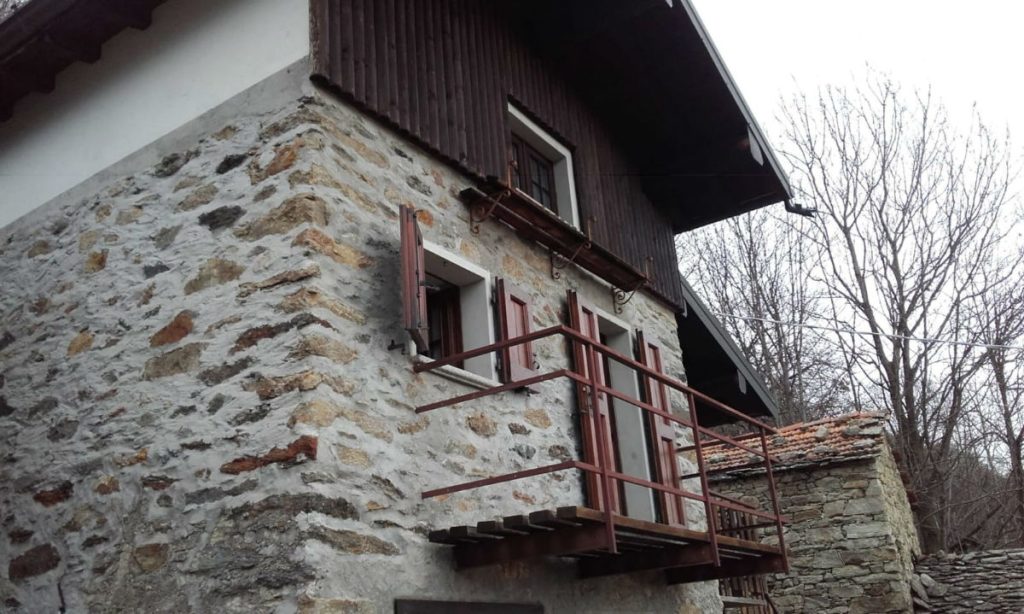 Rustico in ruhiger Lage, 6 Kilometer vom See entfernt – San Siro