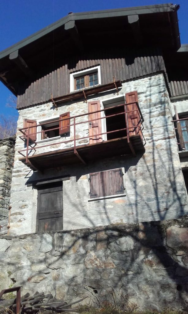 Rustico in ruhiger Lage, 6 Kilometer vom See entfernt – San Siro – Foto 2