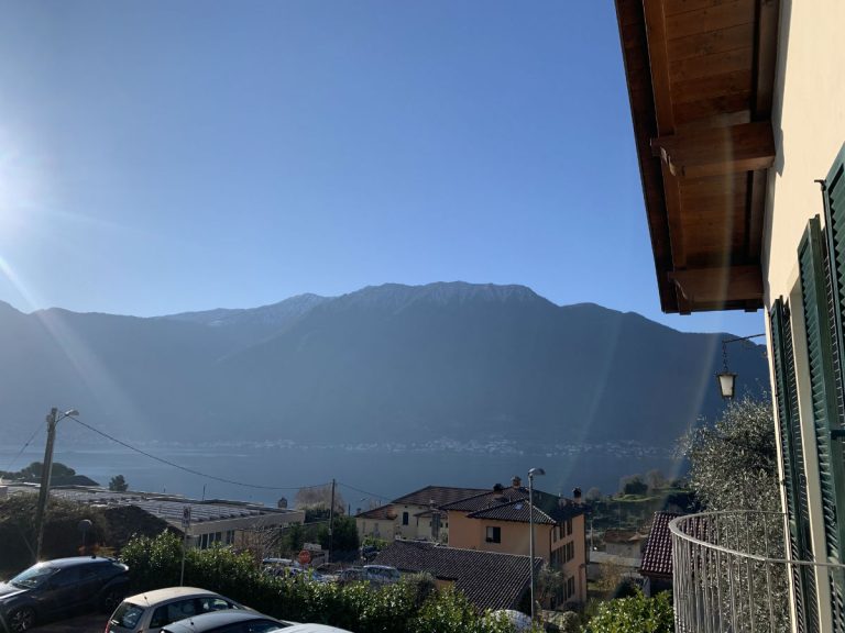 Cozy one bedroom flat with garden and nice view – Tremezzina