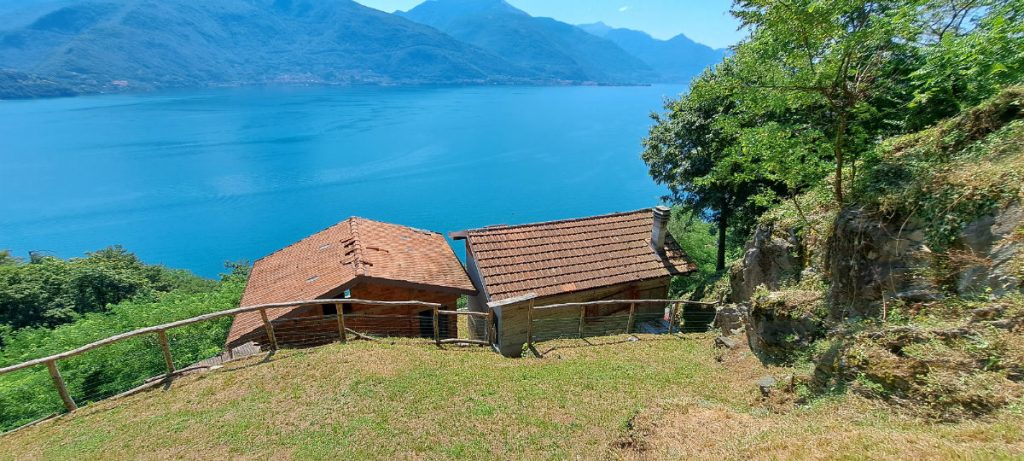 Rustic properties with breathtaking lake views and excellent exposure – Musso – Photo 3