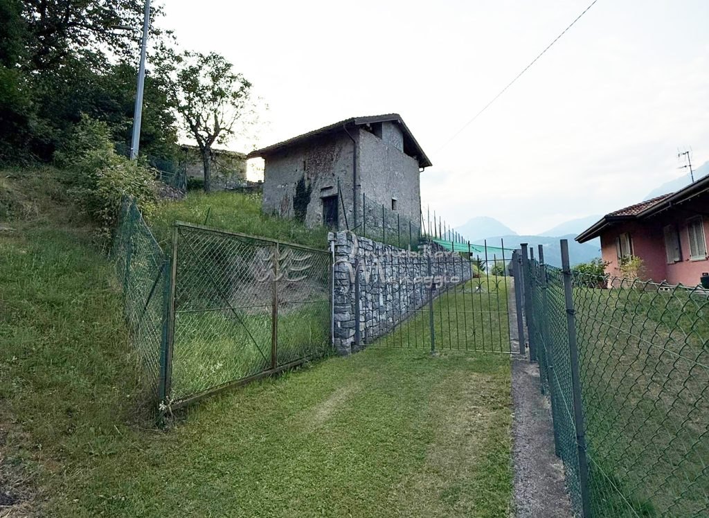 Nahe Golfclub, freistehendes rustikales Haus mit Garten und Seeblick – Menaggio, Loc. Croce – Foto 5