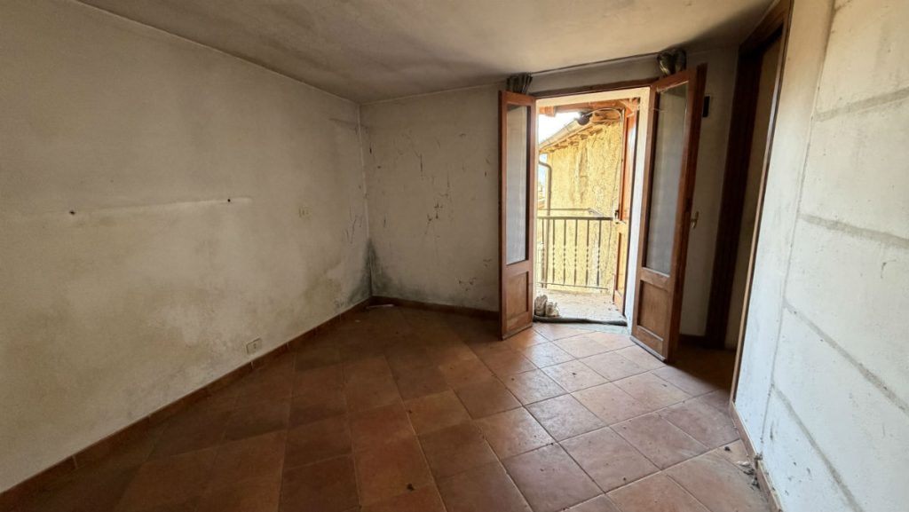 Haus mit zwei Wohneinheiten – Plesio – Foto 3