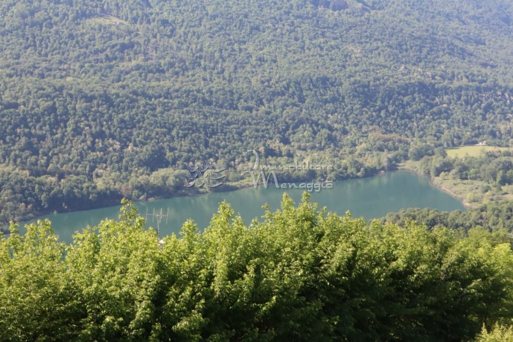Sonnig gelegenes Haus mit Garten – Carlazzo – Foto 4