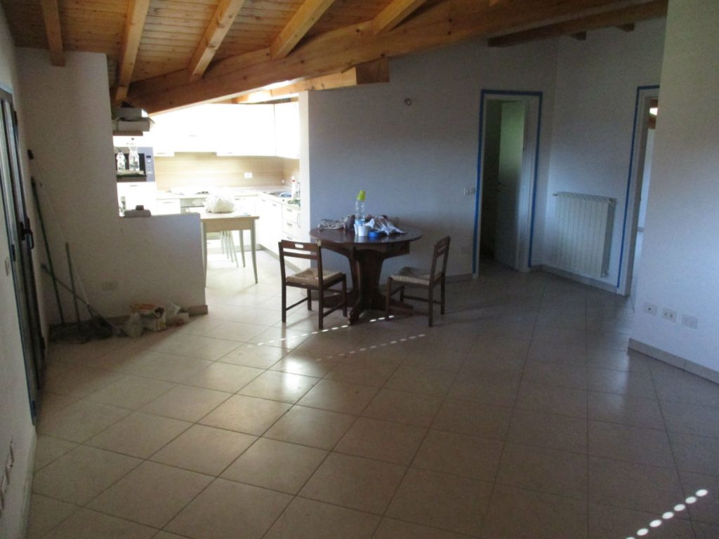 Charmantes Penthouse – Porlezza Vicinanze