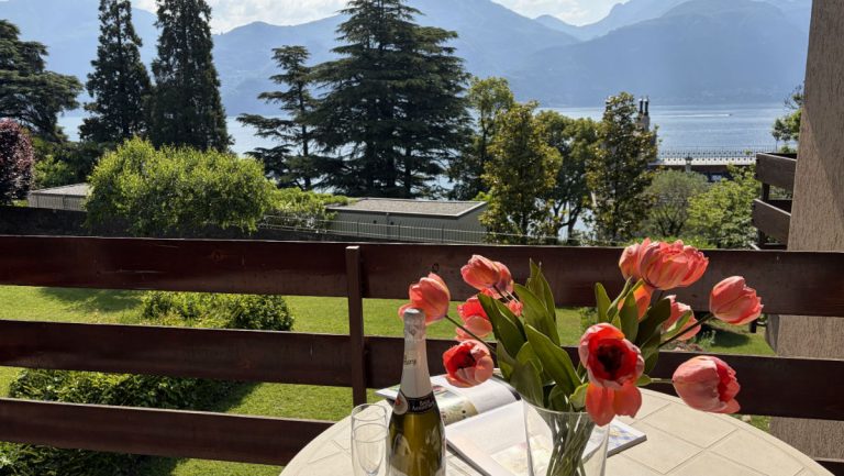 Charmante Wohnung mit wunderbarem Seeblick – Menaggio
