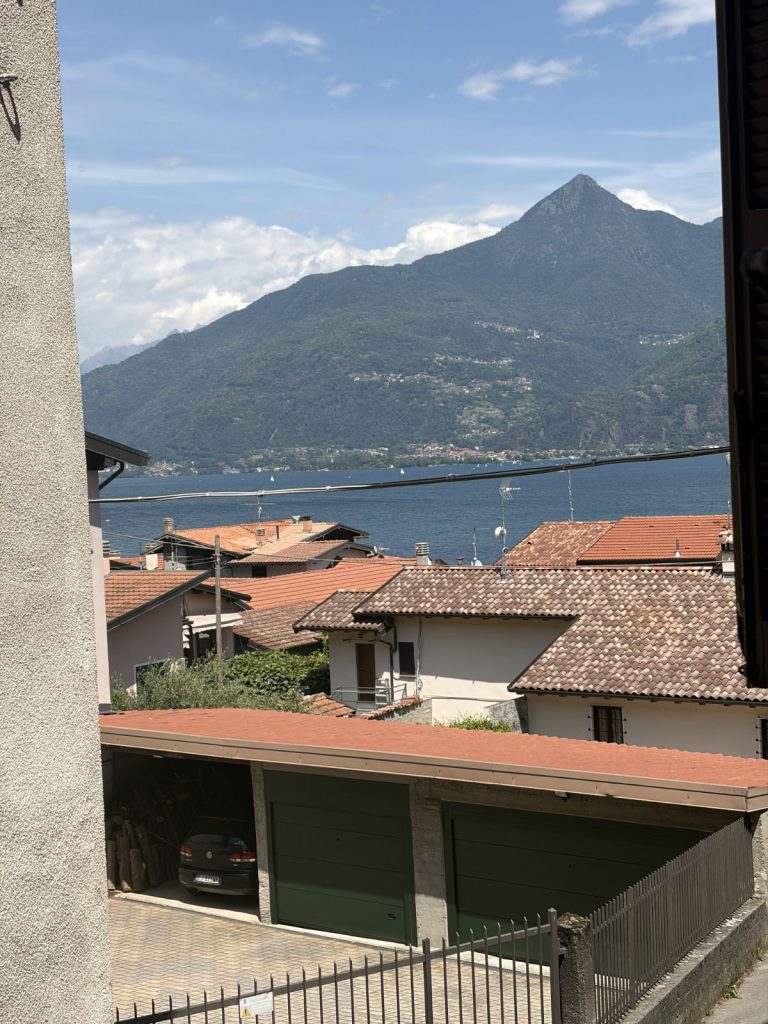 Piccolo appartamento a soli 100 metri dal lago