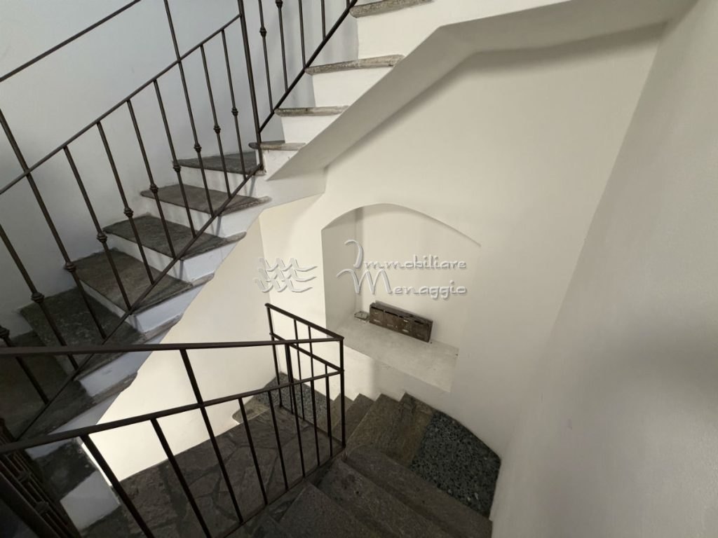 Elegante appartamento in antica casa nel centro di Menaggio – Menaggio Centro – Foto 3